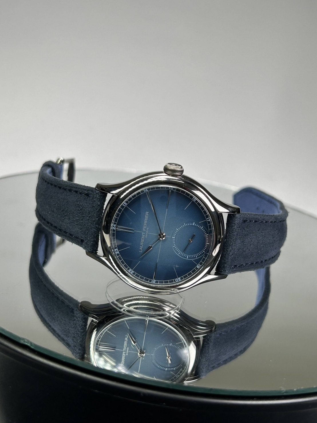 LAURENT FERRIER(ローランフェリエ)・クラシック・オリジン【2023年2月印】【中古美品】【LCF036.TI.CG.1】