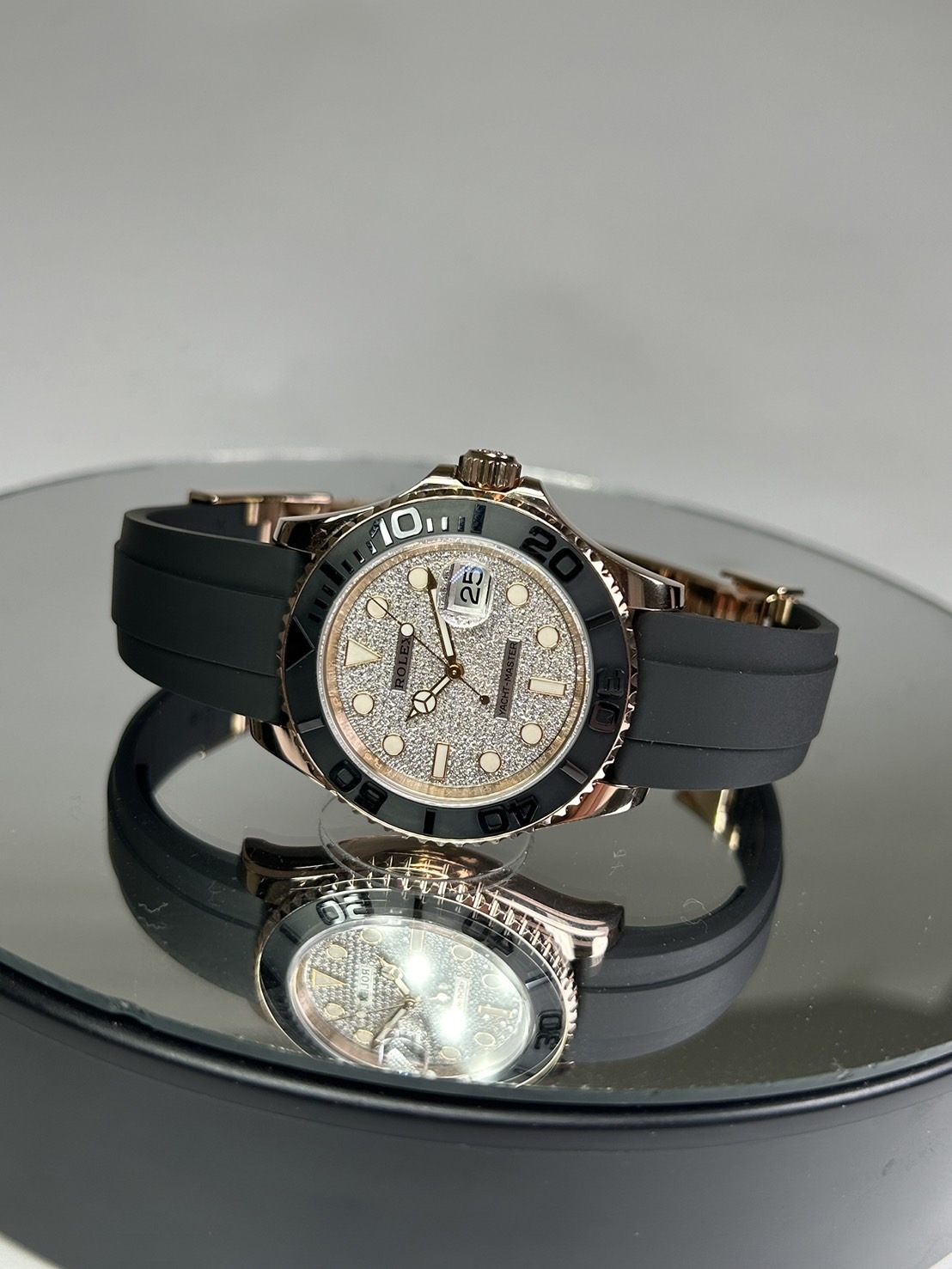 ROLEX(ロレックス)・ヨットマスター40【2019年5月印】【中古美品】【116655】【パヴェダイヤ】