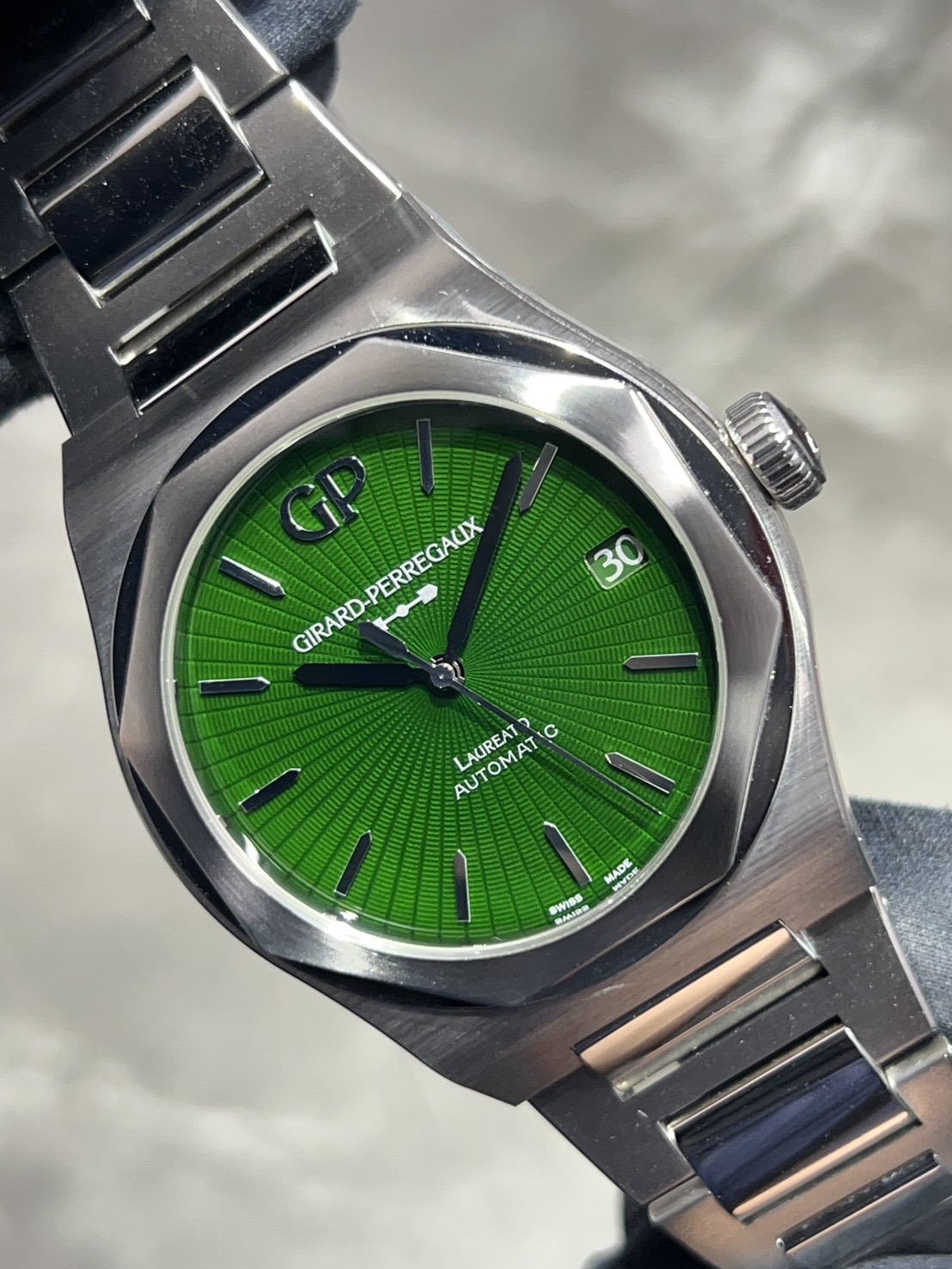 【限定188本】Girard-Perregaux(ジラールペルゴ) ロレアート エタニティ エディション【2022年8月印】【中古美品】【81010-11-433-11A】