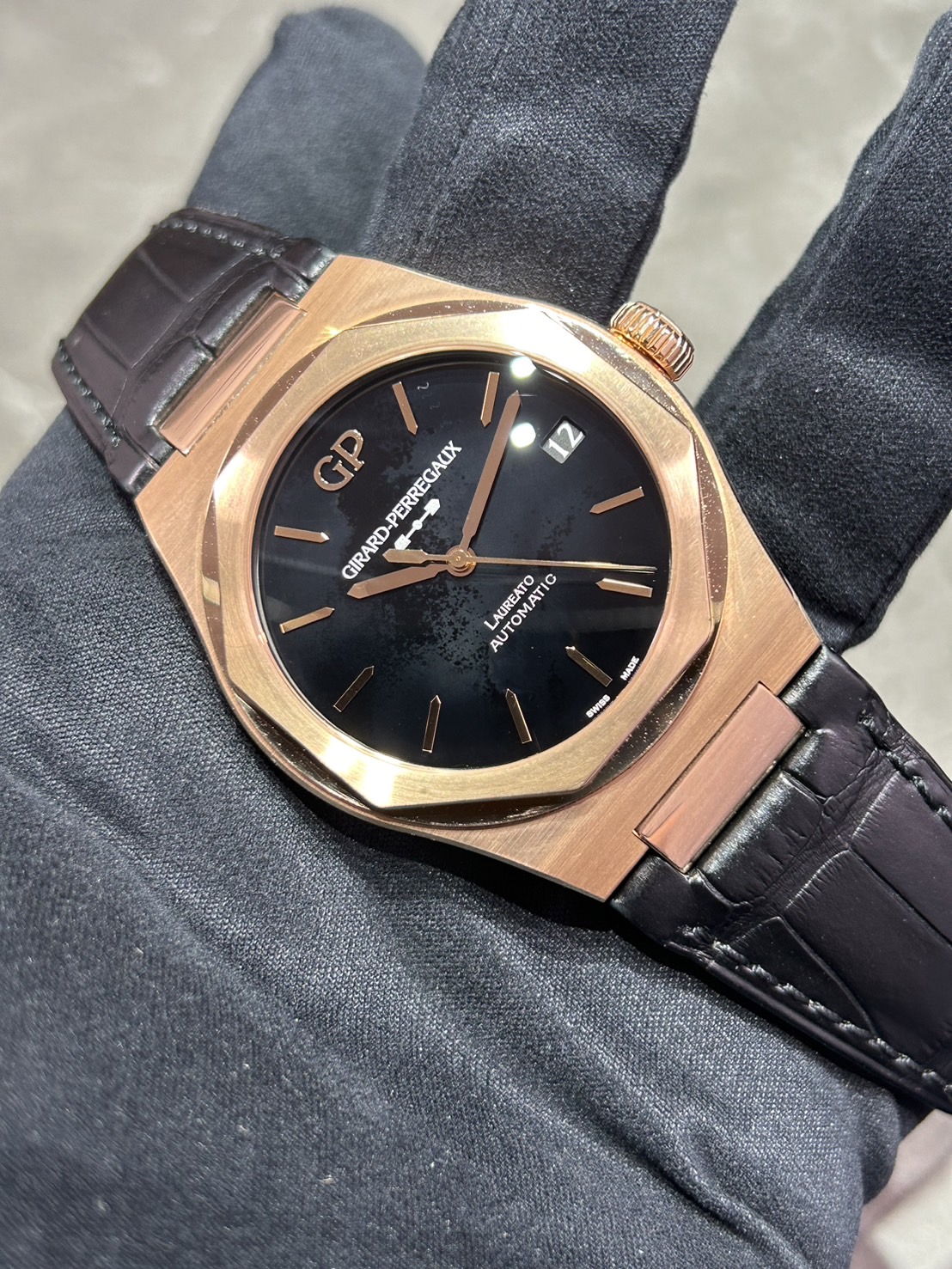 Girard-Perregaux(ジラールペルゴ)・ロレアート【2022年8月印】【中古品】【81010-52-3118-1CC】