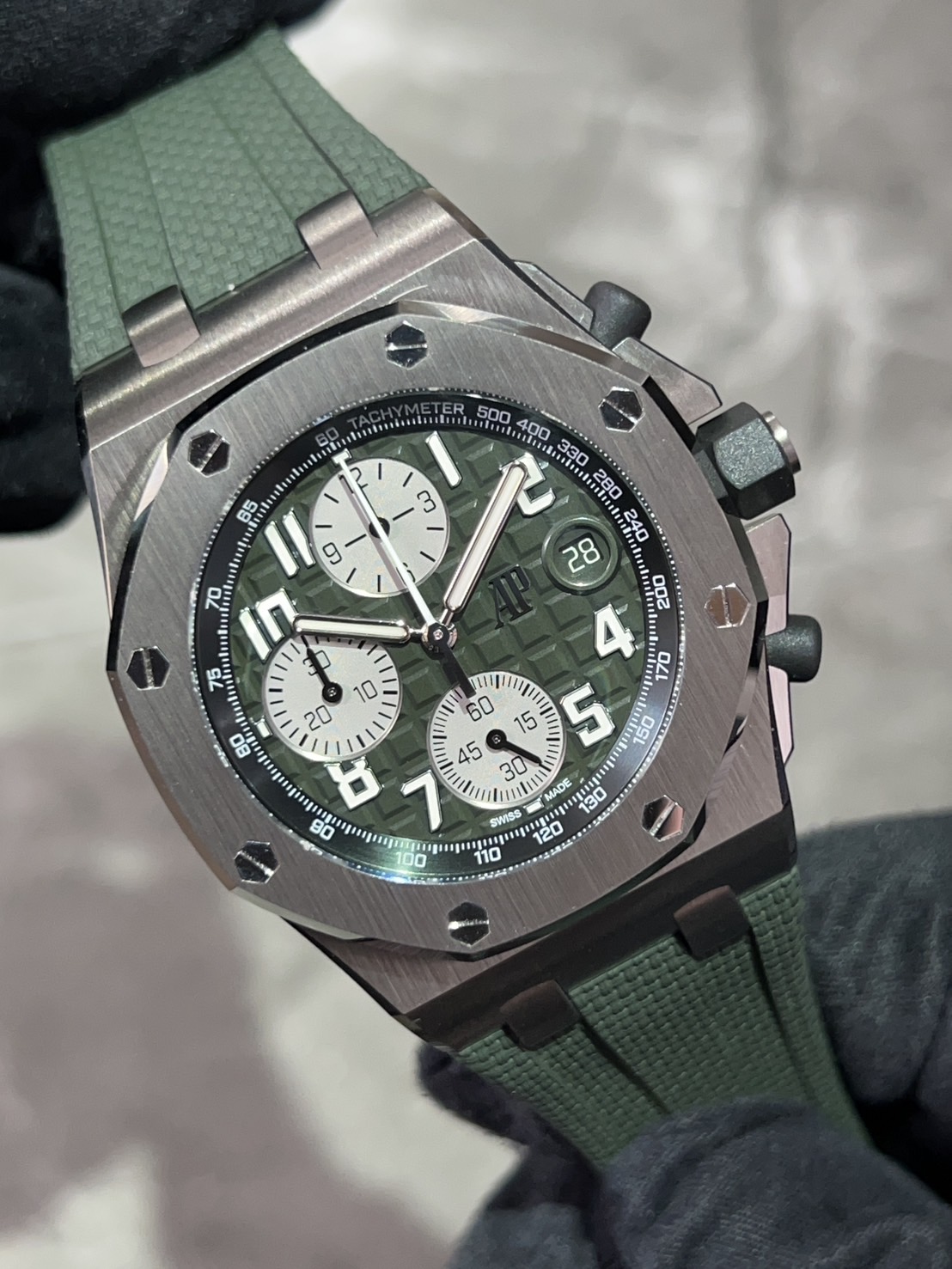 AUDEMARS PIGUET(オーデマピゲ) ロイヤルオークオフショア【2022年8月印】【極美品中古】【26238TI.OO.A056CA.01】