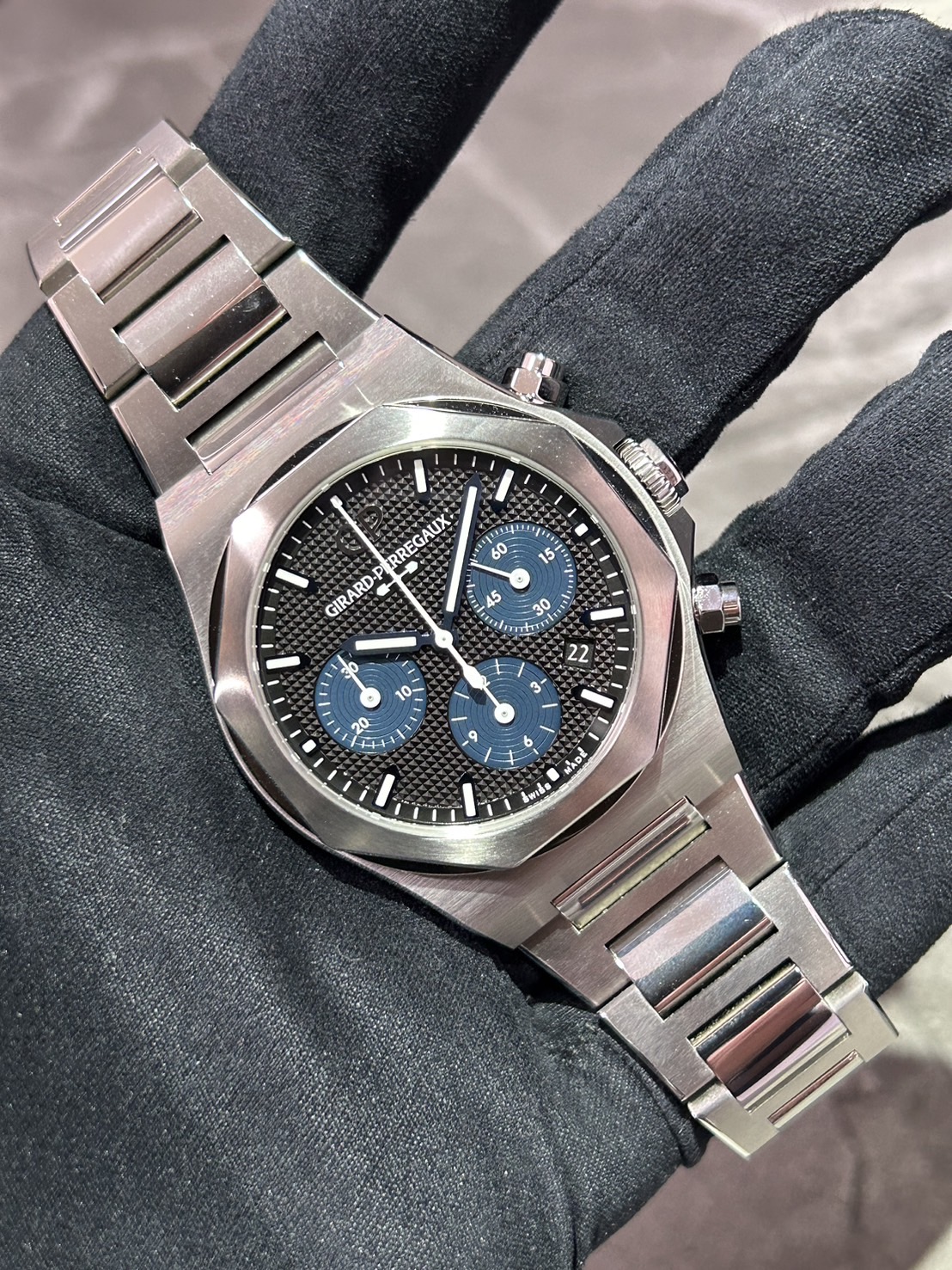 Girard-Perregaux(ジラールペルゴ)・ロレアート【2023年1月印】【中古美品】【81020-11-631-11A】