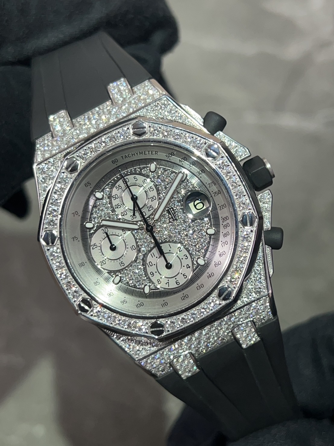 AUDEMARS PIGUET(オーデマピゲ) ロイヤルオークオフショア【保証書なし】【中古品】【26067BC.ZZ.D002CR.01】