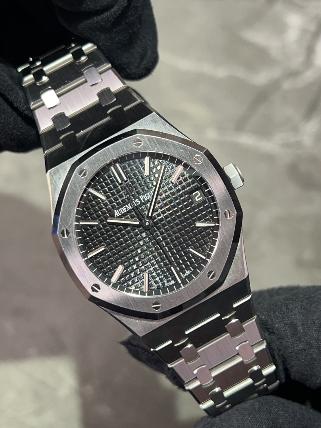 AUDEMARS PIGUET(オーデマピゲ)ロイヤルオーク【2019年7月印】【中古品】【15500ST.OO.1220ST.03】