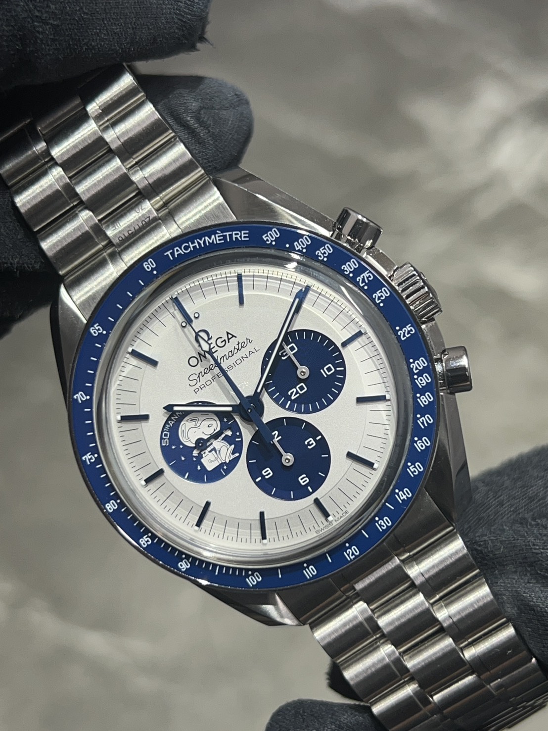 【ブレス付き】OMEGA(オメガ) スピードマスター スヌーピーアワード【2025年12月印】【中古美品】【310.32.42.50.02.001】