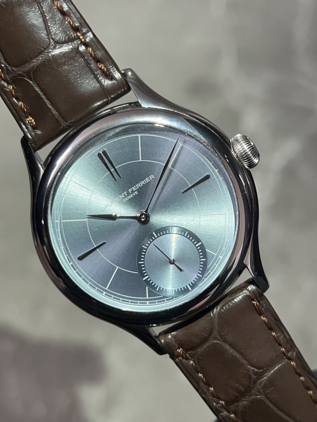 LAURENT FERRIER(ローランフェリエ) クラシック マイクロローター アイスブルー 【2024年5月印】【極美品中古】【LCF004.AC.CG7.1】