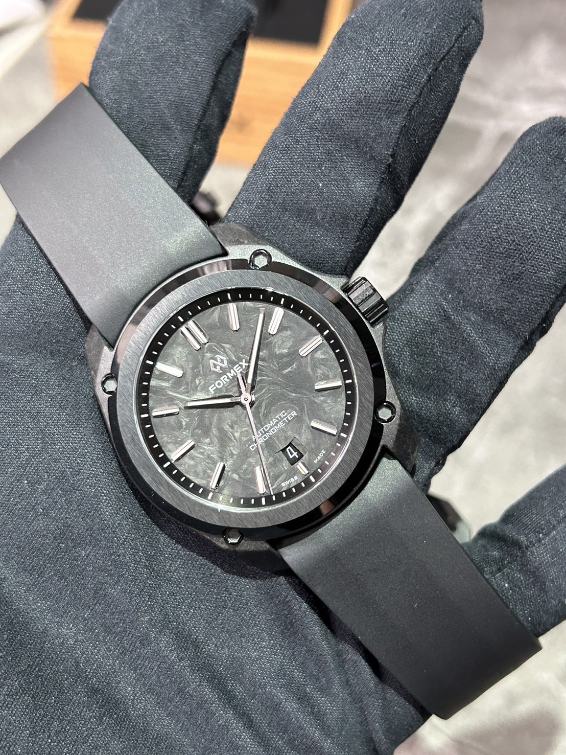 FORMEX(フォーメックス)・エッセンス43【2023年5月印】【中古美品】【0330.4.6399】