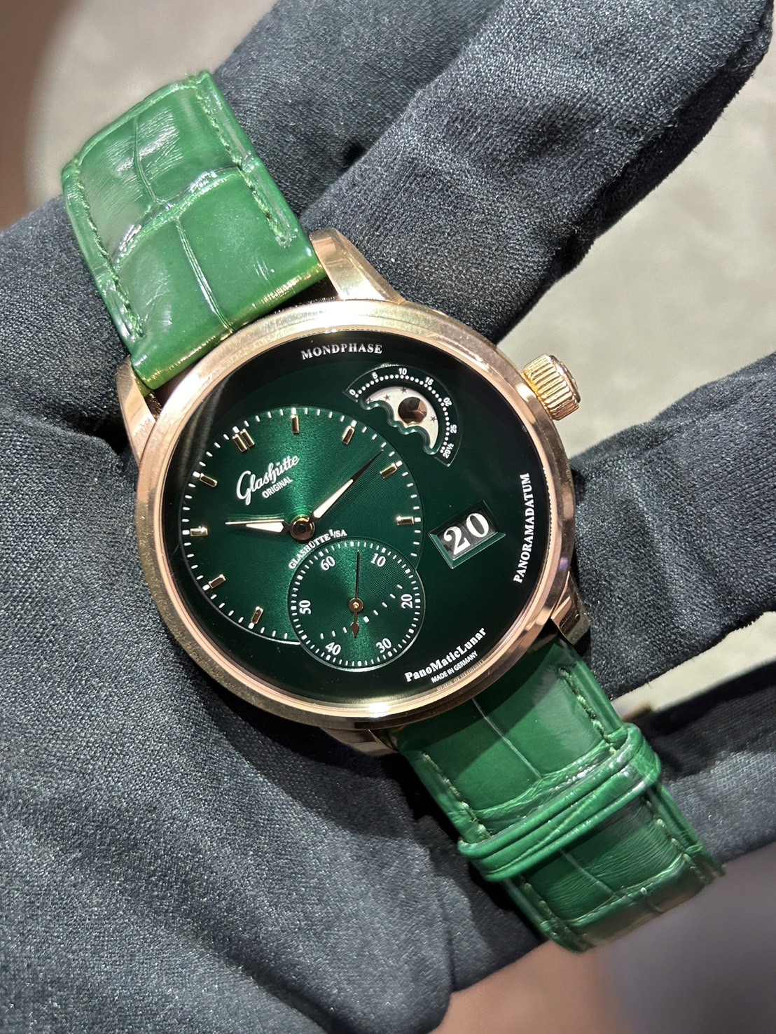 GLASHUTTE ORIGINAL (グラスヒュッテオリジナル)パノマティックルナ【保証書日付ブランク】【中古品】【1-90-02-23-35-30】