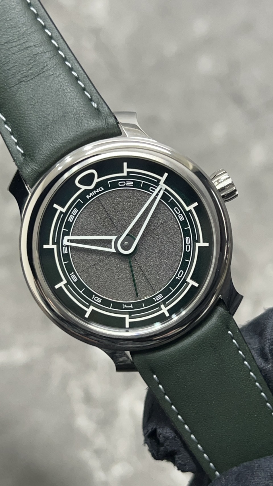 MING(ミン) 22.01 GMT【2023年4月印】【極美品】【22.01】