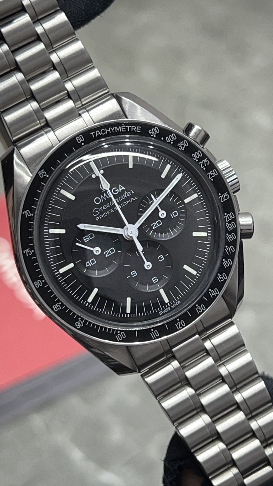 【夏先取りフェア！！（6月末迄）】OMEGA（オメガ）スピードマスター【2024年3月印】【中古美品】【310.30.42.50.01.001】