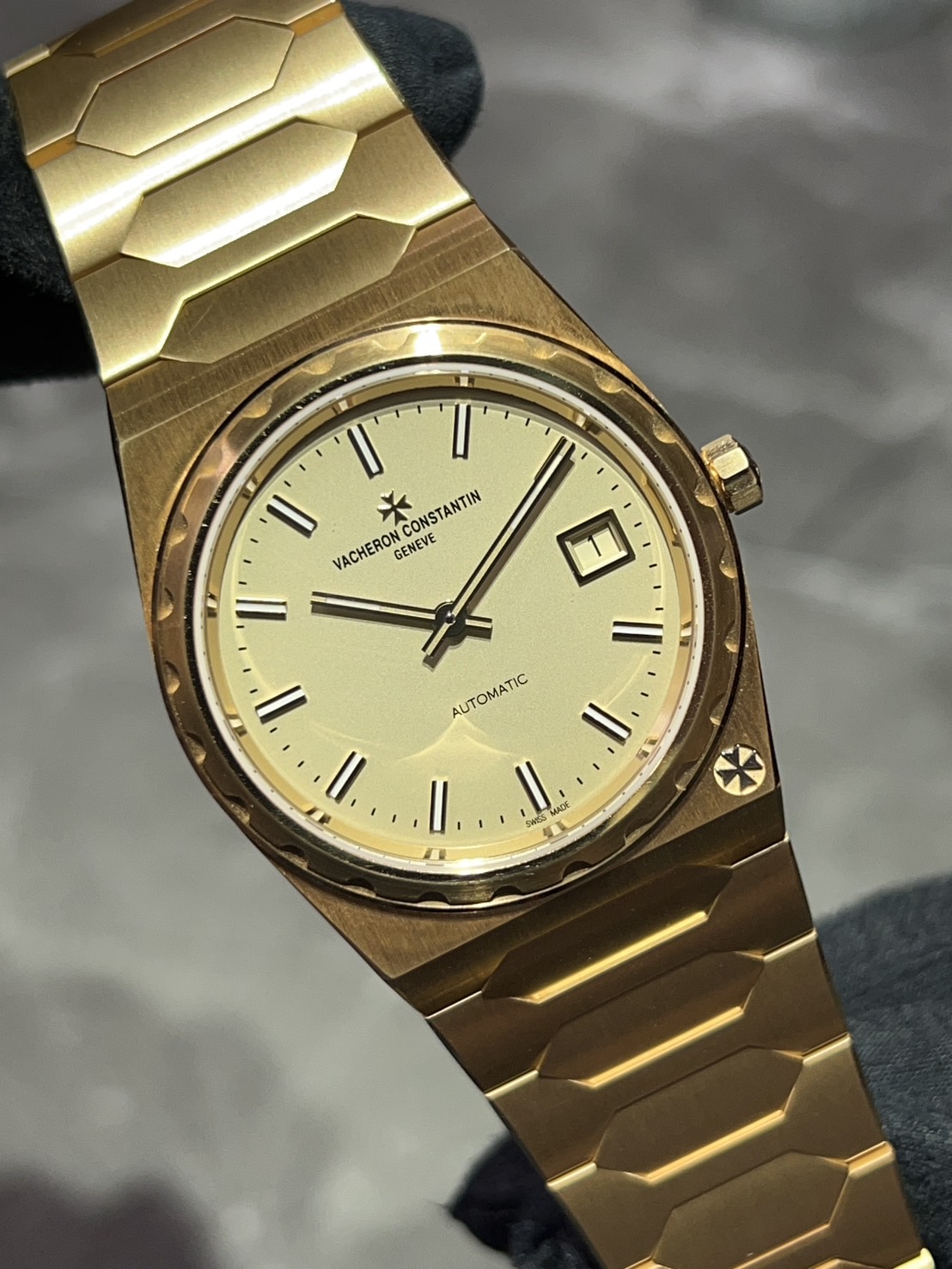 Vacheron Constantin (ヴァシュロン コンスタンタン) ヒストリーク222【2024年1月印】【中古美品】【4200H/222J-B935】
