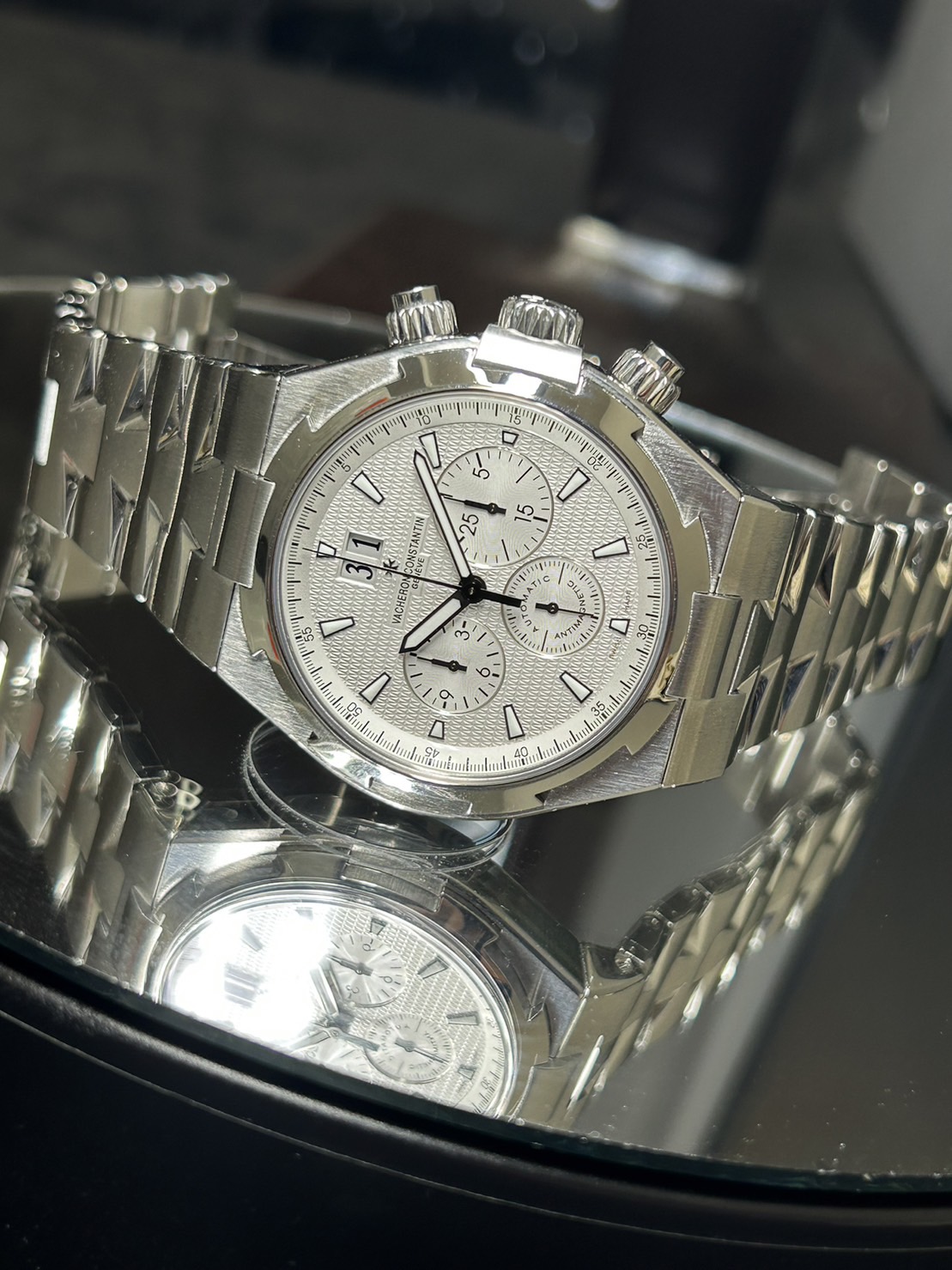 Vacheron Constantin (ヴァシュロン・コンスタンタン) オーヴァーシーズクロノ【2016年1月印】【中古美品】【49150/B01A-9095】