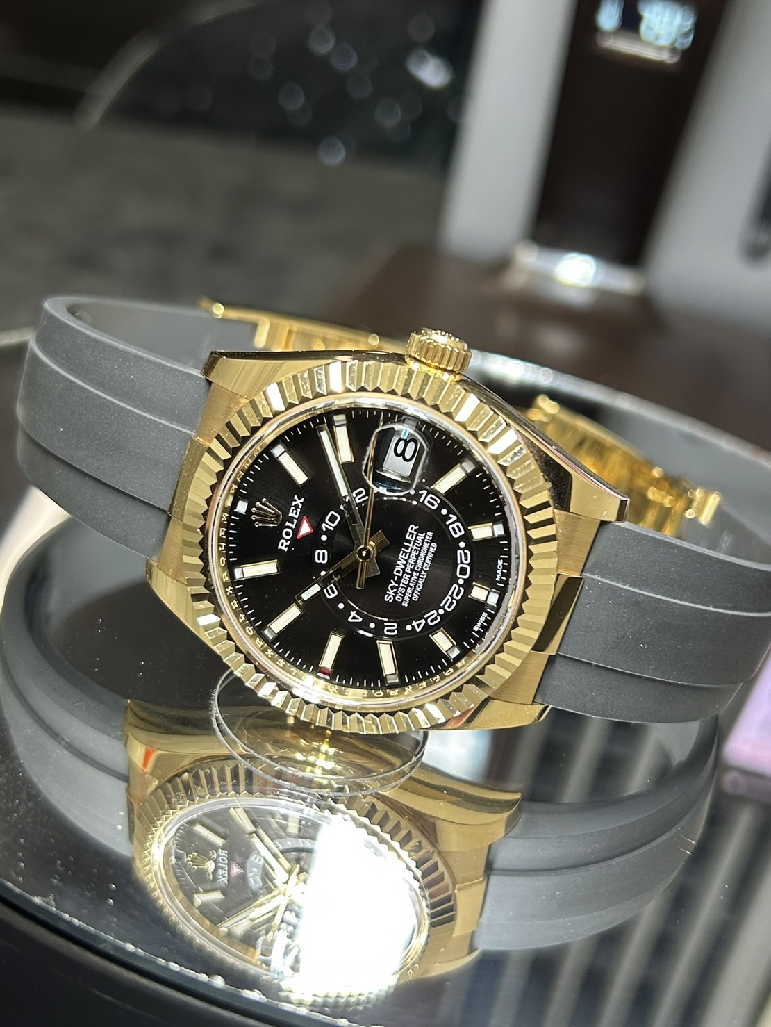 ROLEX(ロレックス)・スカイドゥエラー【2020年10月印】【中古美品】【326238】