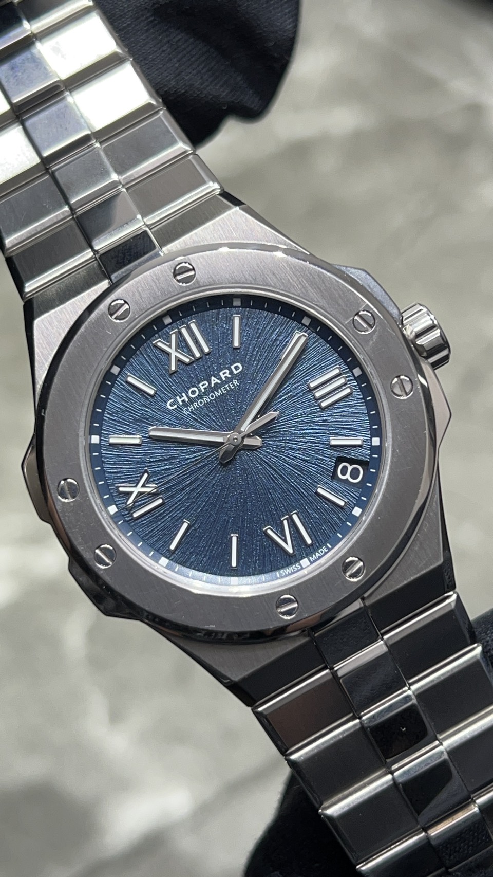 15日15時まで取り置き　CHOPARD(ショパール) アルパインイーグル ブルー【2023年4月印】【中古品】【298600-3001】