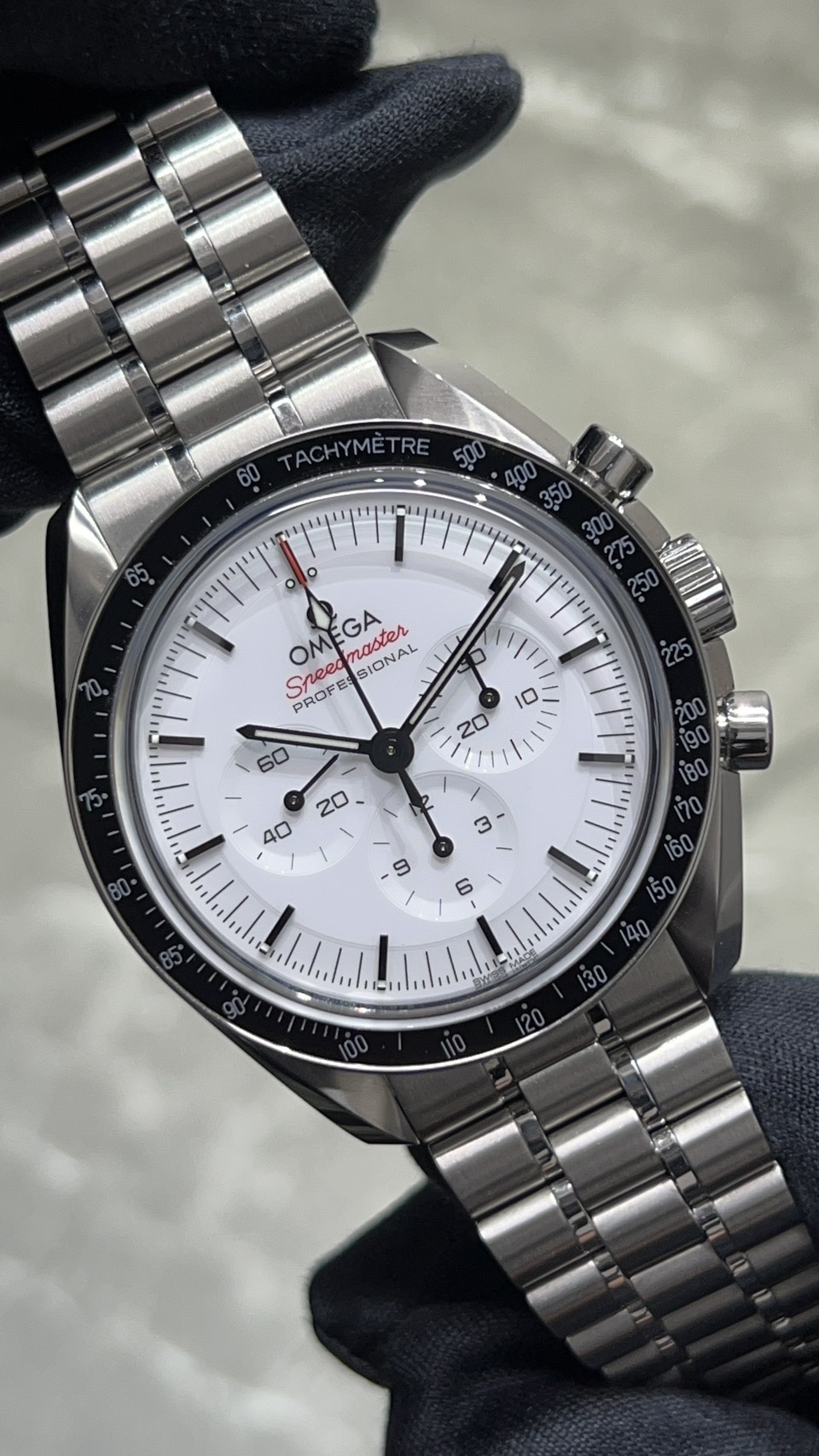 OMEGA(オメガ) スピードマスター ムーンウォッチ【2025年2月印】【極美品中古】【310.30.42.50.04.001】