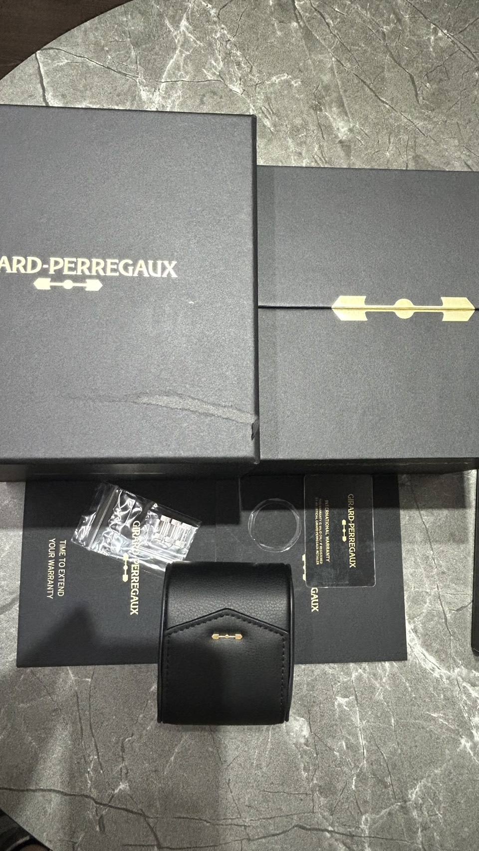 カリカリカール様御購入品☆ 日本限定30本】Girard-Perregaux(ジラールペルゴ) ロレアート