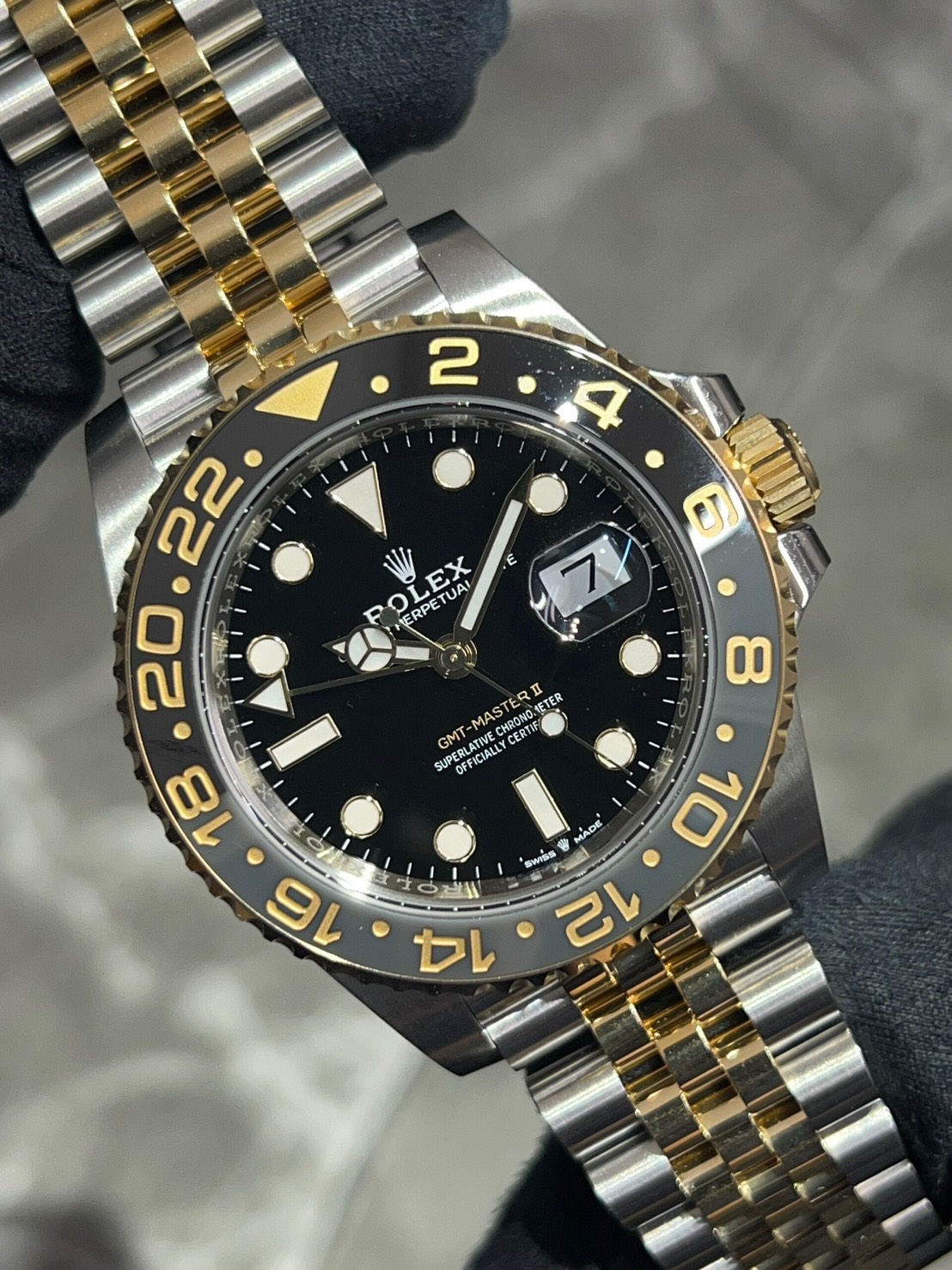 ROLEX(ロレックス) GMTマスターⅡ【2025年7月印】【極美品】【126713GRNR】