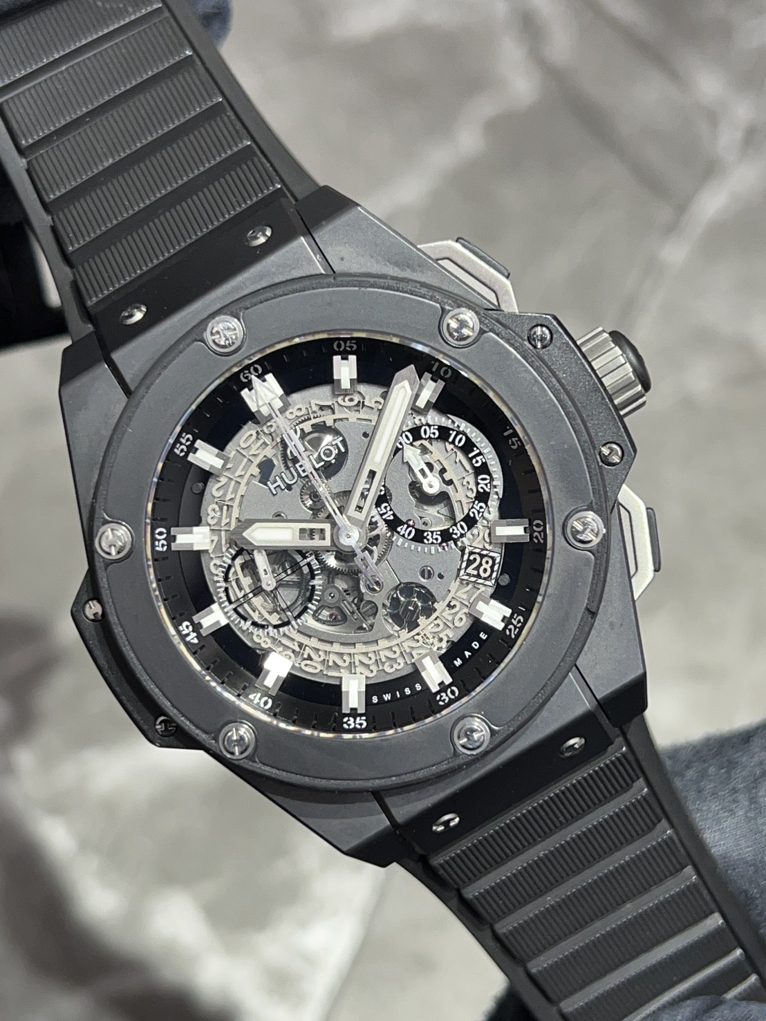 HUBLOT(ウブロ) キングパワー ウニコ ブラックマジック【保証書日付ブランク】【中古品】【701.CI.0170.RX】