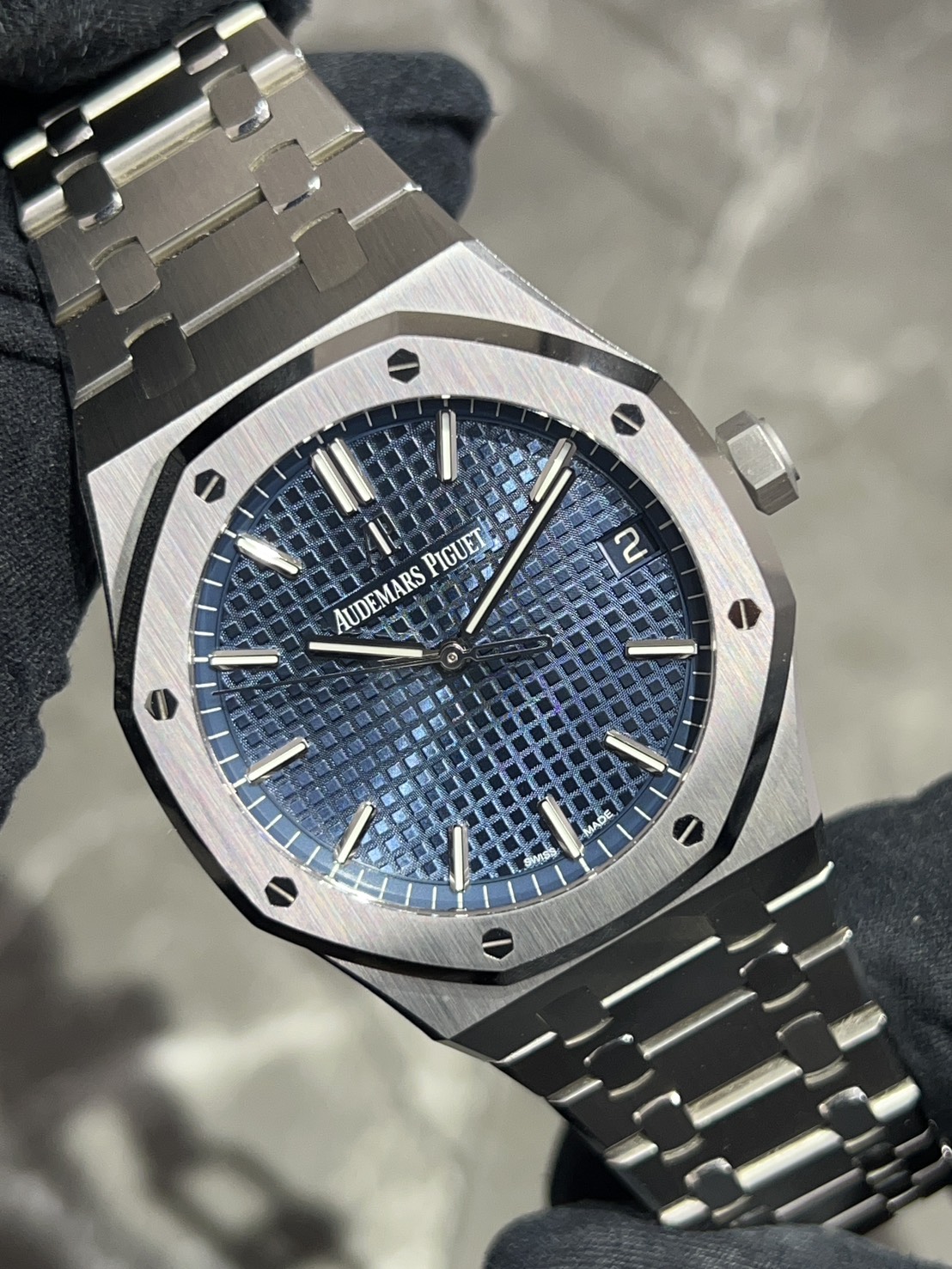 AUDEMARS PIGUET(オーデマピゲ)ロイヤルオーク【中古美品】【15500ST.OO.1220ST.01】