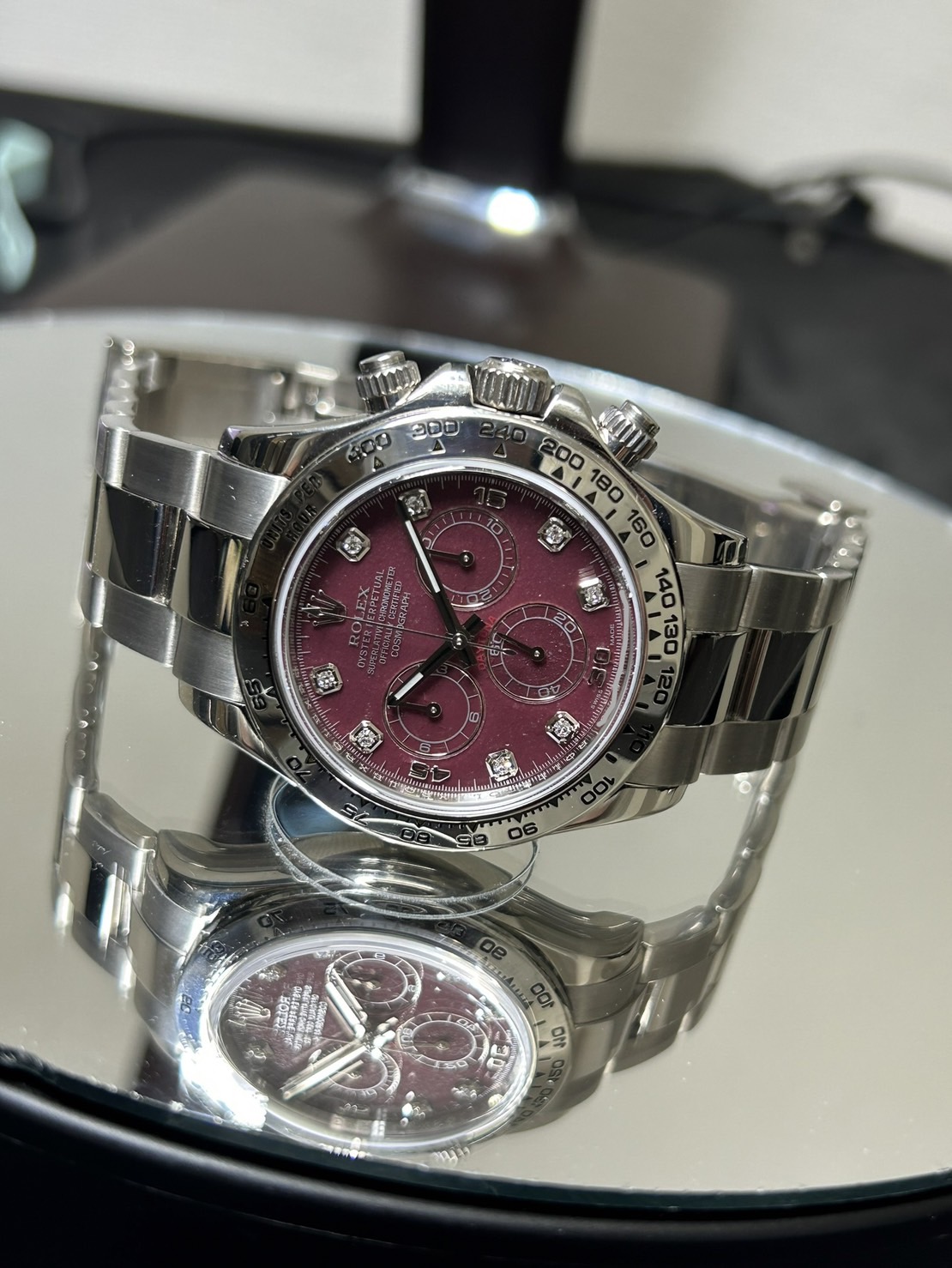 【12月25日営業終了まで、クリスマスセール】ROLEX(ロレックス)・デイトナV番【中古品】【116509】