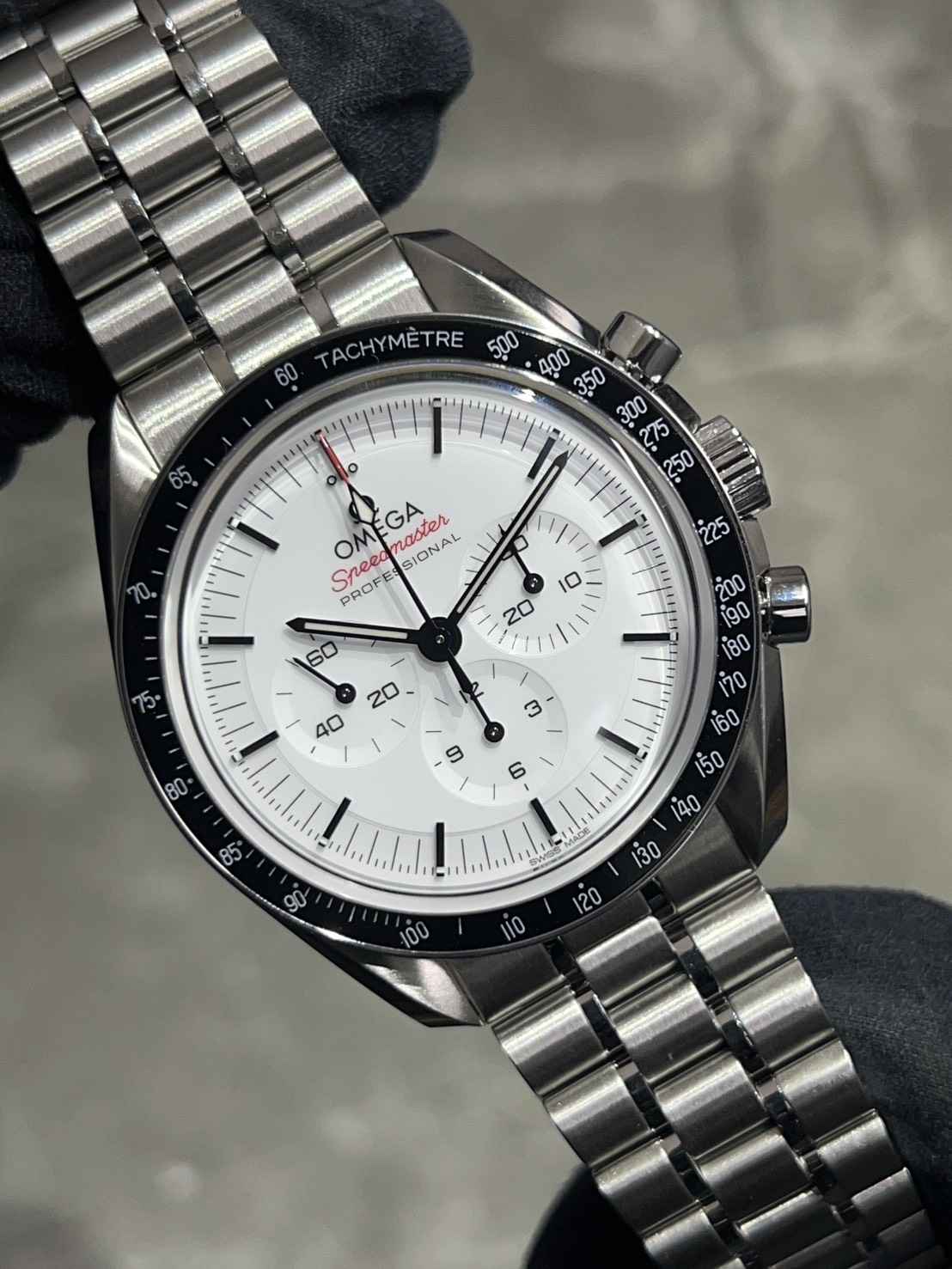 OMEGA(オメガ) スピードマスター ムーンウォッチ【2025年11月印】【未使用品】【310.30.42.50.04.001】