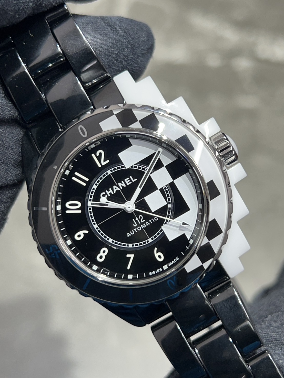 【12月25日営業終了迄の特価！（終了後は通常価格となります）】CHANEL(シャネル) J12 サイバネティック【2023年6月印】【中古美品】【H7988】