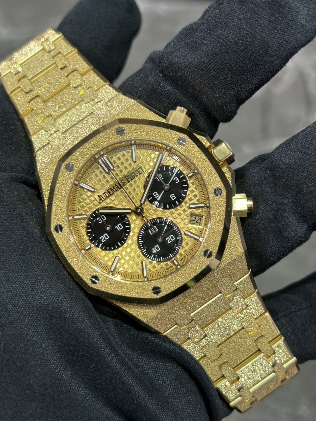 AUDEMARS PIGUET(オーデマピゲ) ロイヤルオーク【2022年12月印】【中古美品】【26240BA.GG.1324BA.01】