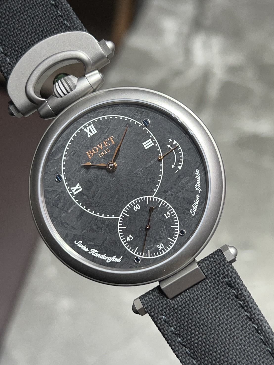 【12月25日営業終了迄の特価！（終了後は通常価格となります）】BOVET(ボヴェ) 19Thirty メテオライト【2025年1月印】【中古美品】【NTT0012】