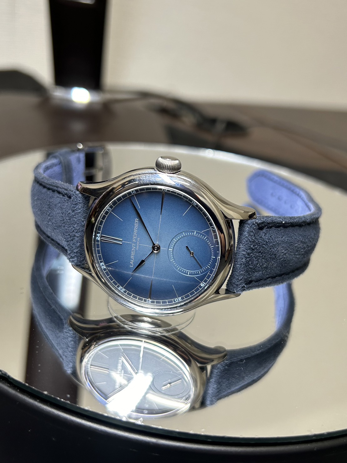 LAURENT FERRIER(ローランフェリエ)・クラシック・オリジン【2023年2月印】【極美品中古】【LCF036.TI.CG.1】