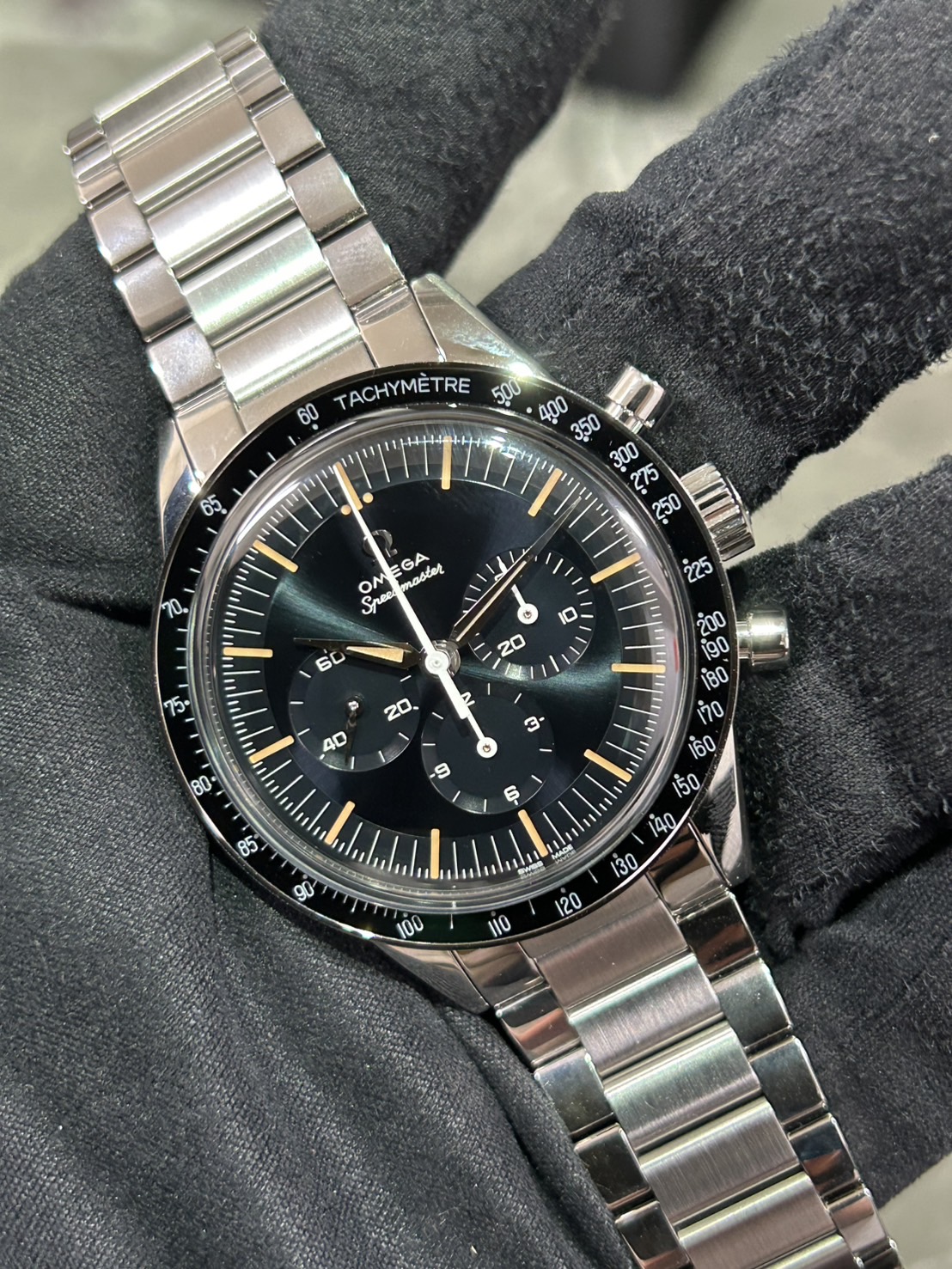 OMEGA(オメガ) スピードマスター ファースト オメガ イン スペー﻿ス【2024年12月印】【未使用品】【310.30.40.50.06.001】