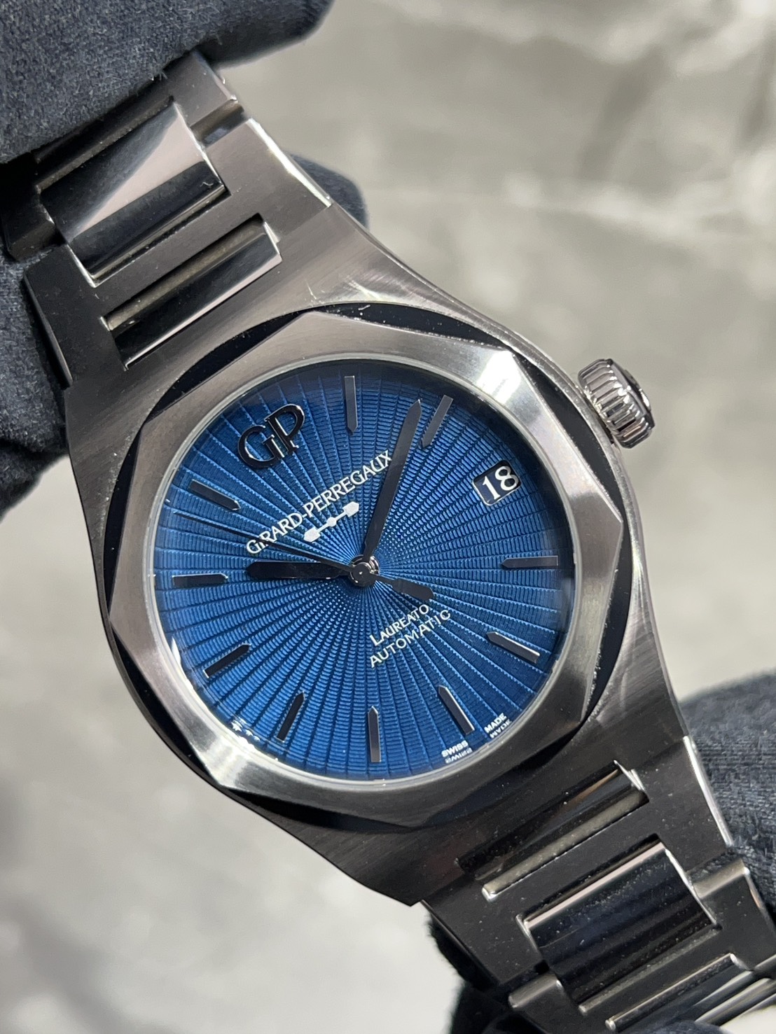 【100本限定】Girard-Perregaux(ジラールペルゴ) ロレアート【2025年8月印】【中古美品】【81010-11-3310-1GM】