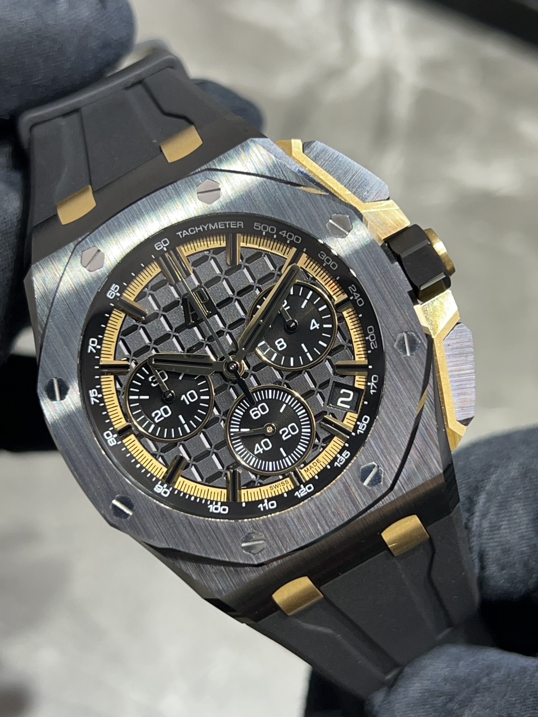 AUDEMARS PIGUET(オーデマピゲ) ロイヤルオークオフショア【2023年7月印】【中古品】【26420CE.OO.A127CR.01】