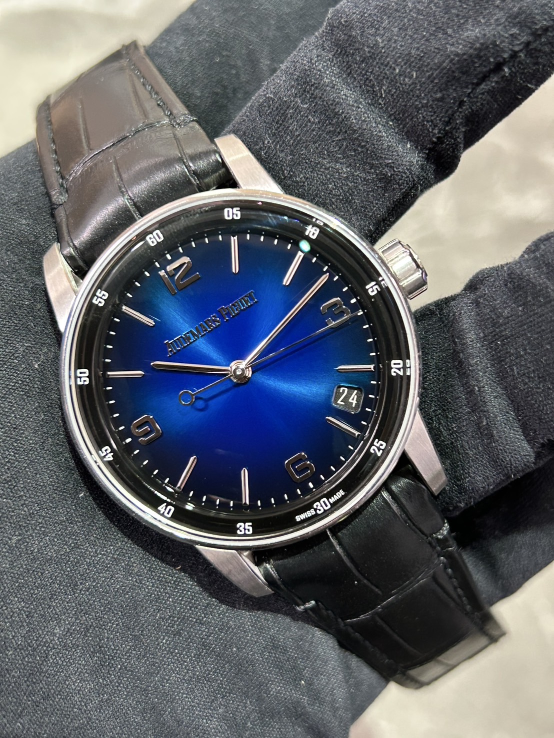 【下取り商品到着待ち】【Dバックル付き（不要の場合40万引き）】AUDEMARS PIGUET(オーデマピゲ) CODE11.59【2021年11月印】【中古品】【15210BC.OO.A002KB.01】