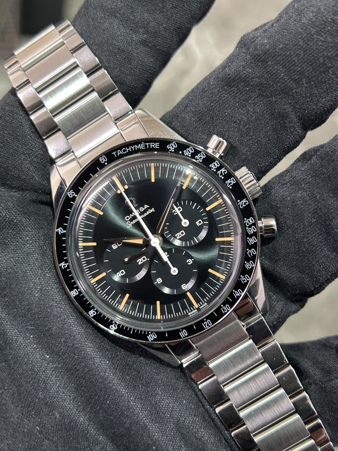 OMEGA(オメガ) スピードマスター ファースト オメガ イン スペー﻿ス【2024年12月印】【未使用品】【310.30.40.50.06.001】